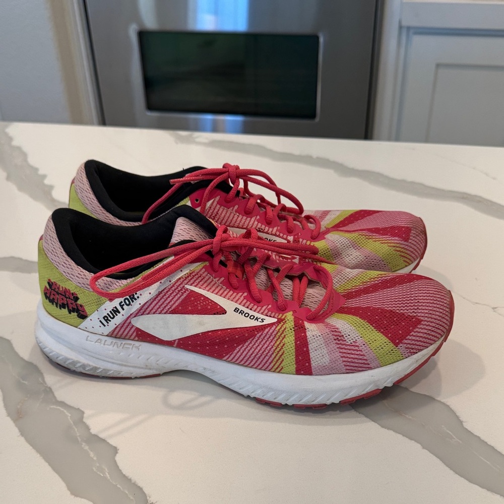 Brooks Women's Brooks Launch 6
Limited Edition  Athletic Shoes 11